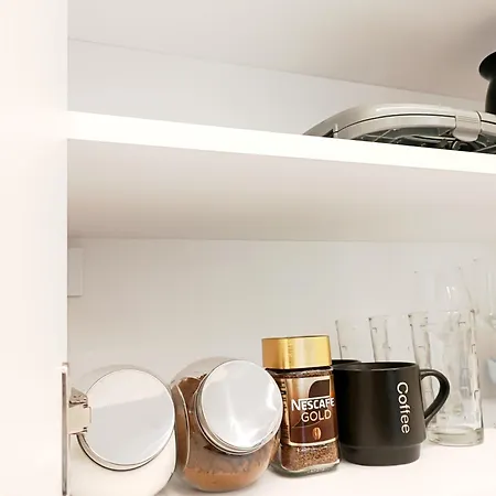 Silver Gray Retreat * Thessaloniki